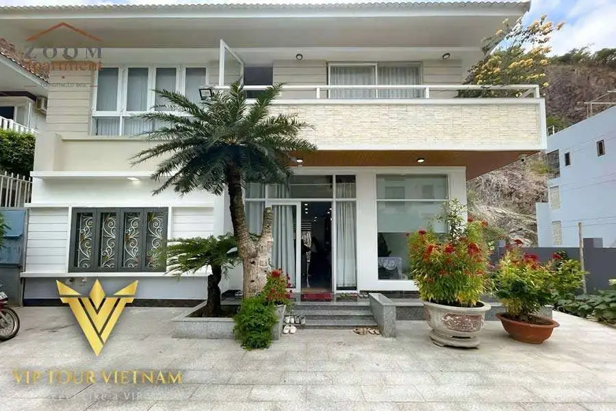 A panoramic view of the front of Aroma Villa Nha Trang, where your fun begins.