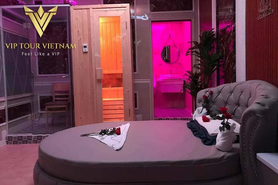 Clean, private, and ready. Every suite at Bony 2 offers a familiar and comfortable setting for your session.