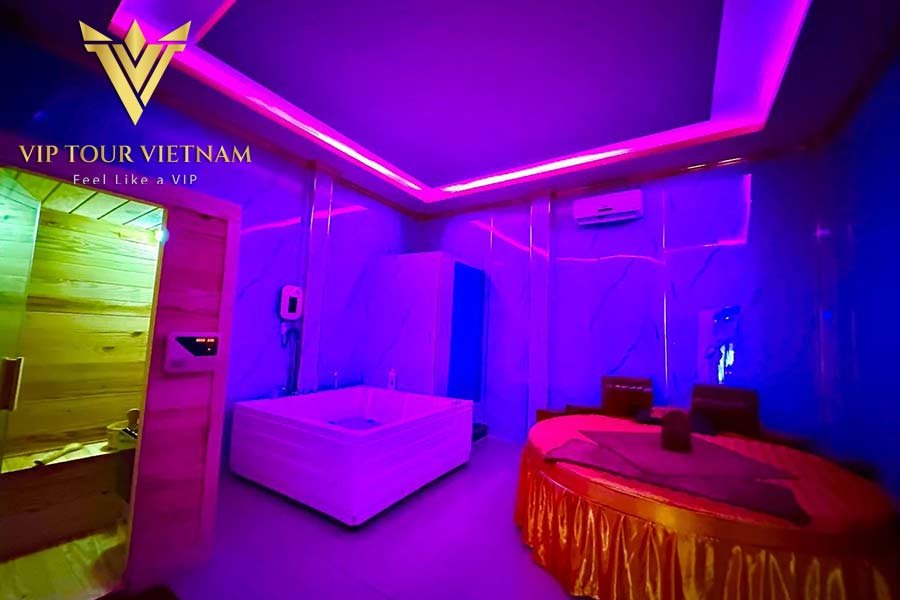 Spacious VIP suites featuring all-in-one facilities: private sauna, shower, and a comfortable massage setting