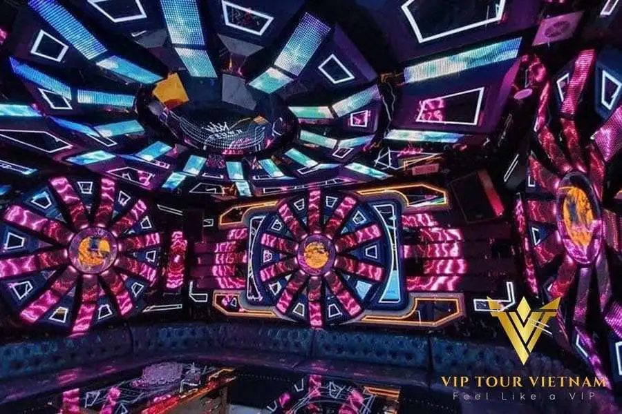 Room of Crown Karaoke in Nha Trang - VipTourVietnam