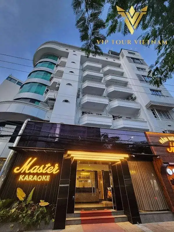 Master Karaoke Nha Trang exterior at night - Vip Tour Vietnam