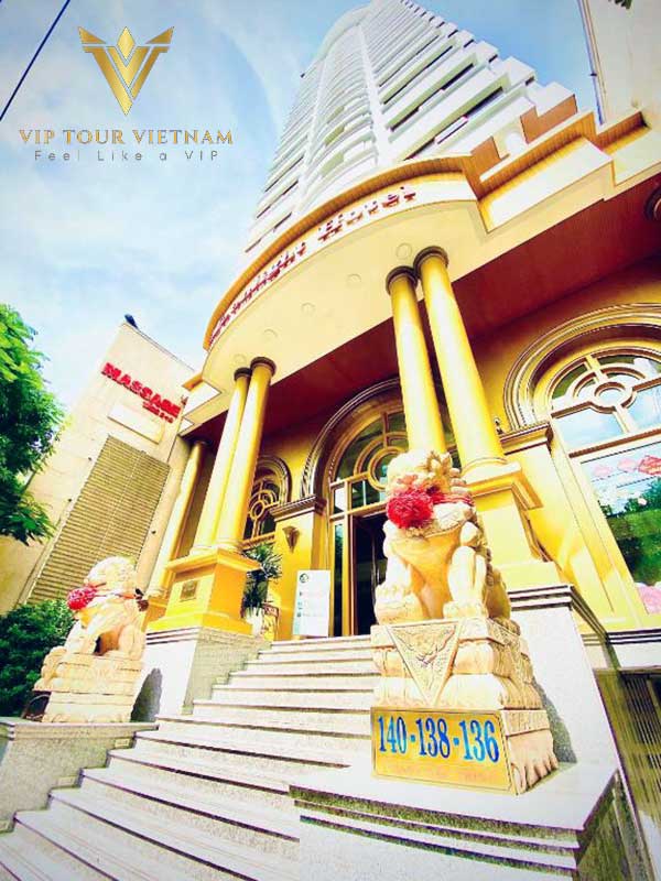 月光按摩位于月光酒店内 – 中心、安全。