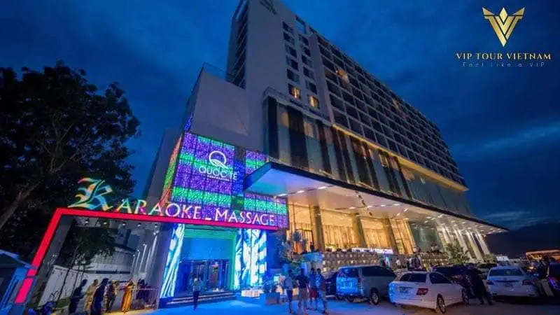 VIP Tour Vietnam - Quoc Te Karaoke