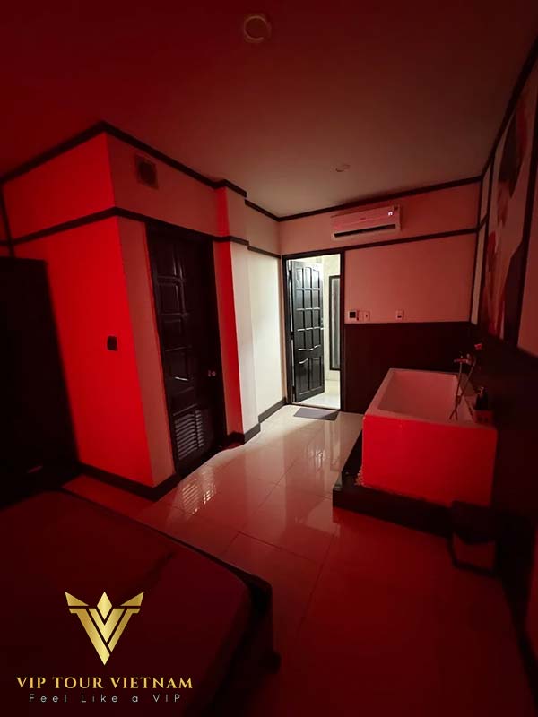 VIP room with bathtub at Sakura Massage Da Nang